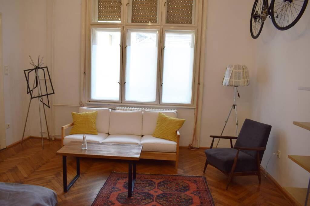 Cosy Apartment Just Next To Parliament Budapest Eksteriør bilde